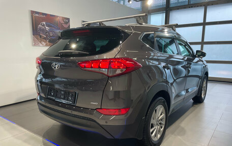 Hyundai Tucson III, 2018 год, 2 250 000 рублей, 10 фотография