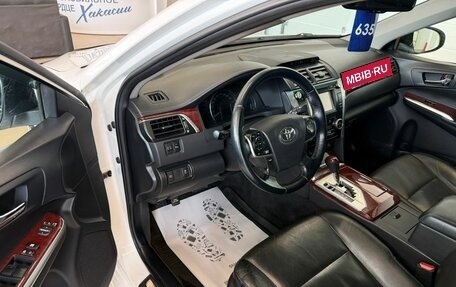 Toyota Camry, 2013 год, 1 749 000 рублей, 10 фотография