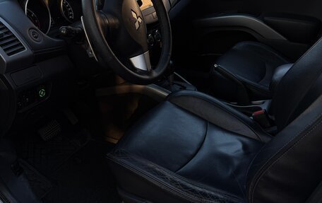 Mitsubishi Outlander III рестайлинг 3, 2011 год, 1 100 000 рублей, 5 фотография