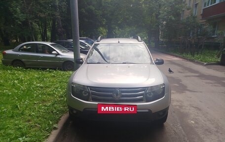 Renault Duster I рестайлинг, 2014 год, 890 000 рублей, 2 фотография