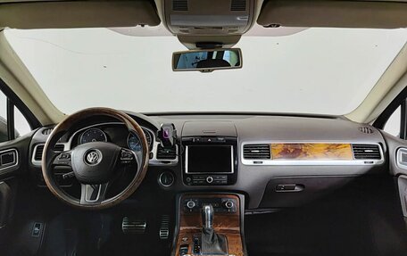 Volkswagen Touareg III, 2010 год, 1 950 000 рублей, 17 фотография