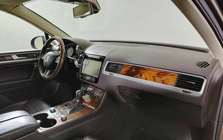Volkswagen Touareg III, 2010 год, 1 950 000 рублей, 13 фотография