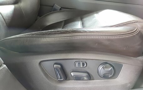 Volkswagen Touareg III, 2010 год, 1 950 000 рублей, 27 фотография