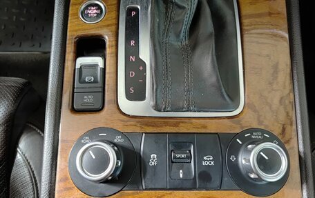 Volkswagen Touareg III, 2010 год, 1 950 000 рублей, 25 фотография
