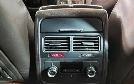 Volkswagen Touareg III, 2010 год, 1 950 000 рублей, 26 фотография