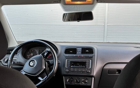 Volkswagen Polo VI (EU Market), 2017 год, 1 280 000 рублей, 8 фотография