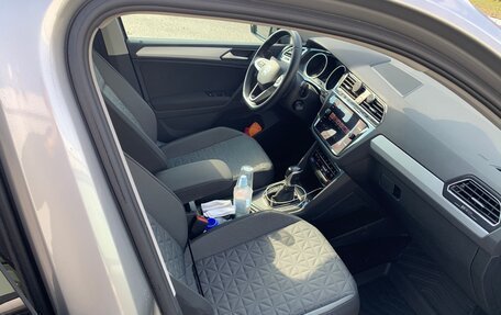 Volkswagen Tiguan II, 2021 год, 2 550 000 рублей, 7 фотография