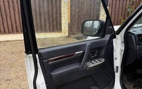 Mitsubishi Pajero IV, 2019 год, 4 099 000 рублей, 10 фотография