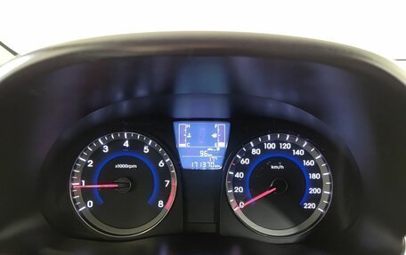 Hyundai Solaris II рестайлинг, 2015 год, 970 000 рублей, 16 фотография