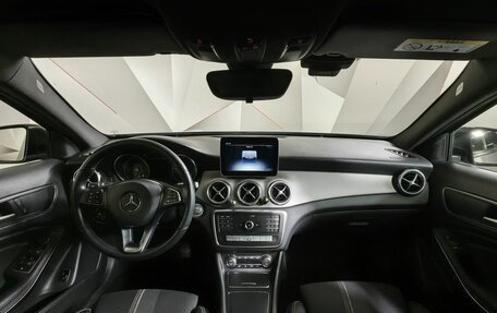 Mercedes-Benz GLA, 2019 год, 2 293 000 рублей, 14 фотография