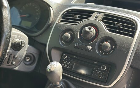 Renault Kangoo II рестайлинг, 2016 год, 1 199 000 рублей, 10 фотография
