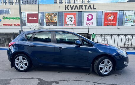 Opel Astra J, 2011 год, 720 000 рублей, 6 фотография