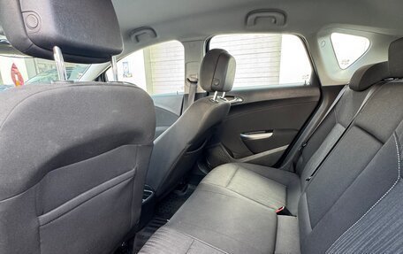 Opel Astra J, 2011 год, 720 000 рублей, 22 фотография
