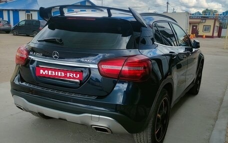 Mercedes-Benz GLA, 2018 год, 2 350 000 рублей, 4 фотография