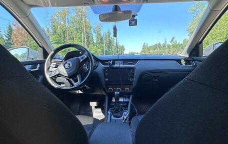 Skoda Octavia, 2018 год, 1 750 000 рублей, 11 фотография