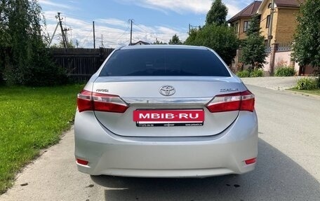 Toyota Corolla, 2013 год, 1 030 000 рублей, 6 фотография