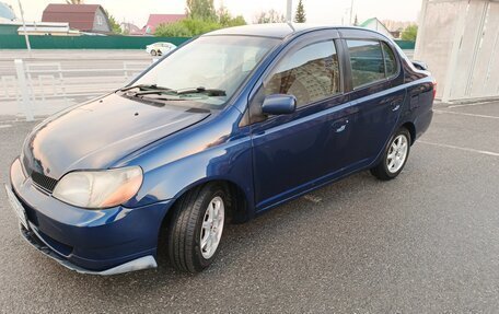 Toyota Platz, 2002 год, 300 000 рублей, 2 фотография