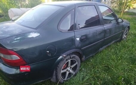Opel Vectra B рестайлинг, 1998 год, 65 000 рублей, 3 фотография
