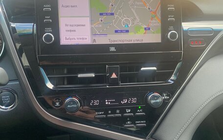 Toyota Camry, 2021 год, 3 600 000 рублей, 9 фотография