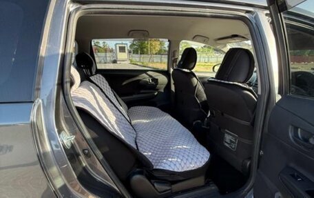 Toyota Wish II, 2012 год, 1 050 000 рублей, 7 фотография