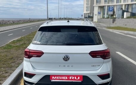 Volkswagen T-Roc I, 2020 год, 2 250 000 рублей, 4 фотография