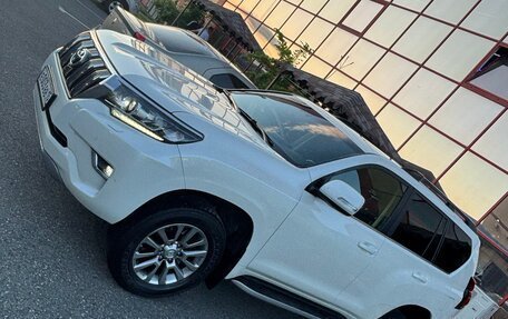 Toyota Land Cruiser Prado 150 рестайлинг 2, 2020 год, 5 000 000 рублей, 15 фотография