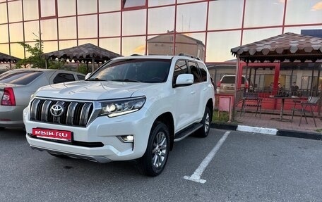 Toyota Land Cruiser Prado 150 рестайлинг 2, 2020 год, 5 000 000 рублей, 13 фотография