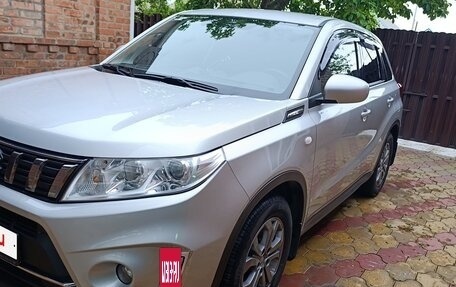 Suzuki Vitara II рестайлинг, 2021 год, 2 050 000 рублей, 3 фотография