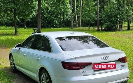 Audi A4, 2018 год, 1 900 000 рублей, 5 фотография