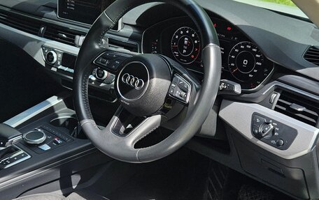 Audi A4, 2018 год, 1 900 000 рублей, 12 фотография