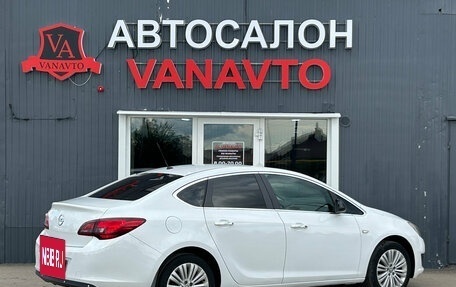 Opel Astra J, 2013 год, 750 000 рублей, 8 фотография