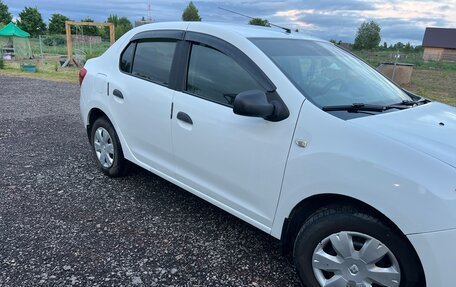 Renault Logan II, 2016 год, 550 000 рублей, 4 фотография