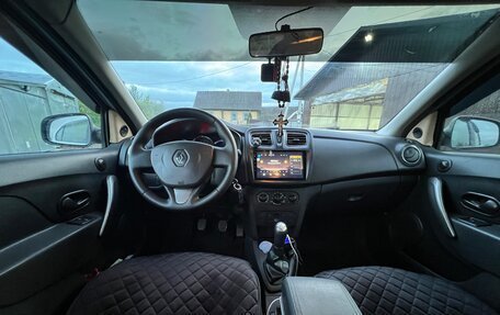Renault Logan II, 2016 год, 550 000 рублей, 5 фотография
