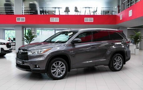 Toyota Highlander III, 2014 год, 2 690 000 рублей, 1 фотография