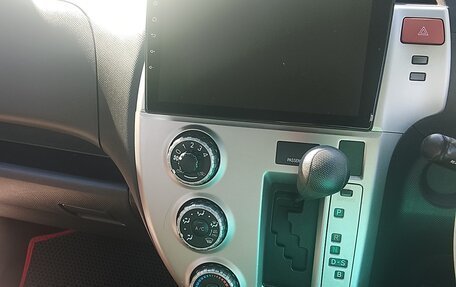 Toyota Ractis I, 2009 год, 620 000 рублей, 3 фотография