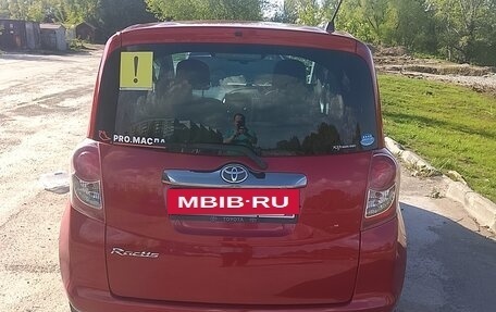 Toyota Ractis I, 2009 год, 620 000 рублей, 2 фотография