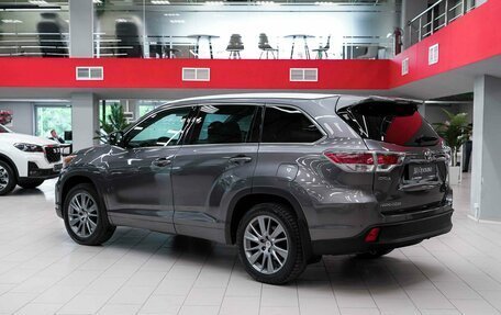 Toyota Highlander III, 2014 год, 2 690 000 рублей, 4 фотография