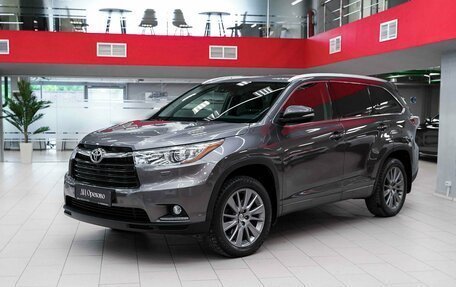 Toyota Highlander III, 2014 год, 2 690 000 рублей, 5 фотография