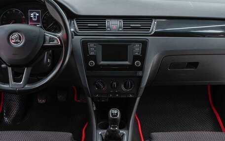 Skoda Rapid I, 2015 год, 870 000 рублей, 9 фотография