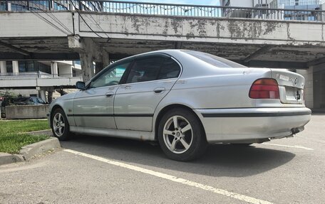 BMW 5 серия, 2000 год, 800 000 рублей, 2 фотография