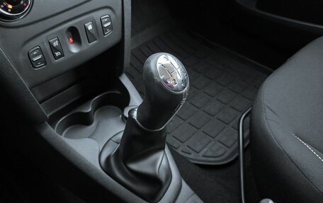 Renault Sandero II рестайлинг, 2017 год, 838 000 рублей, 12 фотография