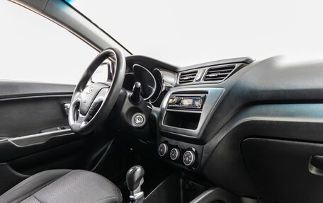 KIA Rio III рестайлинг, 2016 год, 1 098 000 рублей, 30 фотография