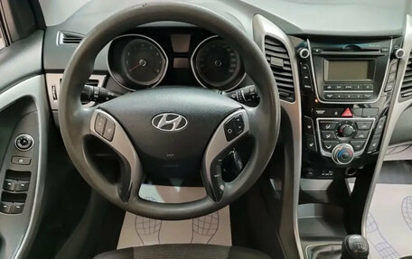 Hyundai i30 II рестайлинг, 2013 год, 825 000 рублей, 11 фотография