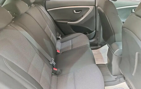 Hyundai i30 II рестайлинг, 2013 год, 825 000 рублей, 16 фотография