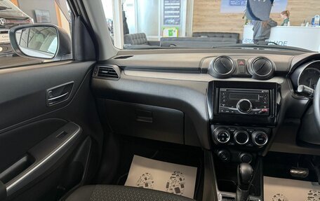 Suzuki Swift V, 2018 год, 1 149 999 рублей, 14 фотография