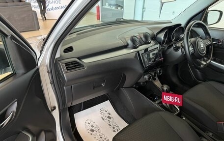 Suzuki Swift V, 2018 год, 1 149 999 рублей, 12 фотография