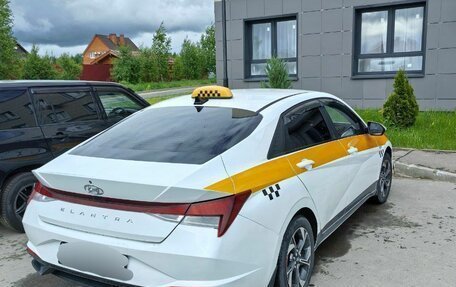 Hyundai Elantra, 2021 год, 1 200 000 рублей, 3 фотография
