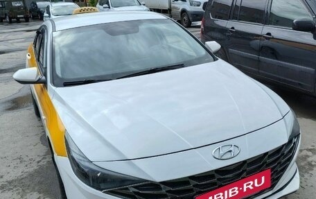 Hyundai Elantra, 2021 год, 1 200 000 рублей, 1 фотография