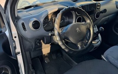 Peugeot Partner II рестайлинг 2, 2013 год, 600 000 рублей, 1 фотография