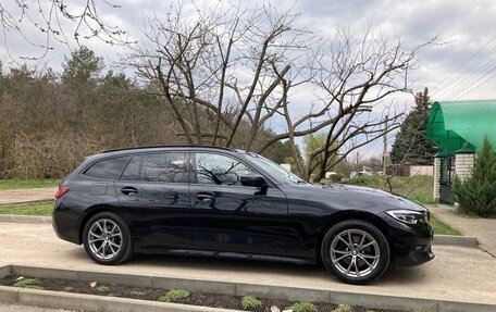 BMW 3 серия, 2019 год, 3 510 000 рублей, 2 фотография